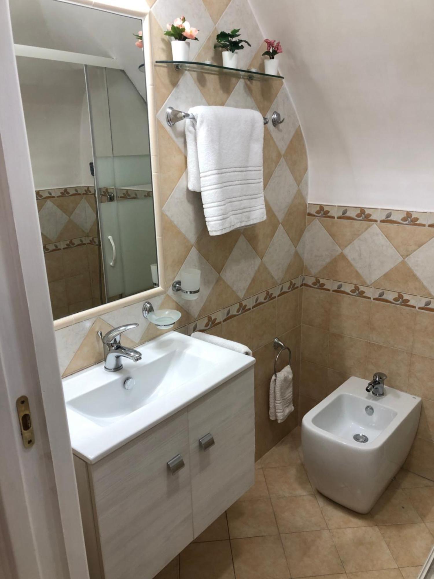La Casa Di Ludovica Apartment Наполи Екстериор снимка
